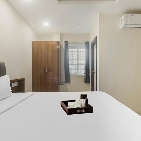 Отель Townhouse Dj Grand Тирупати Экстерьер фото